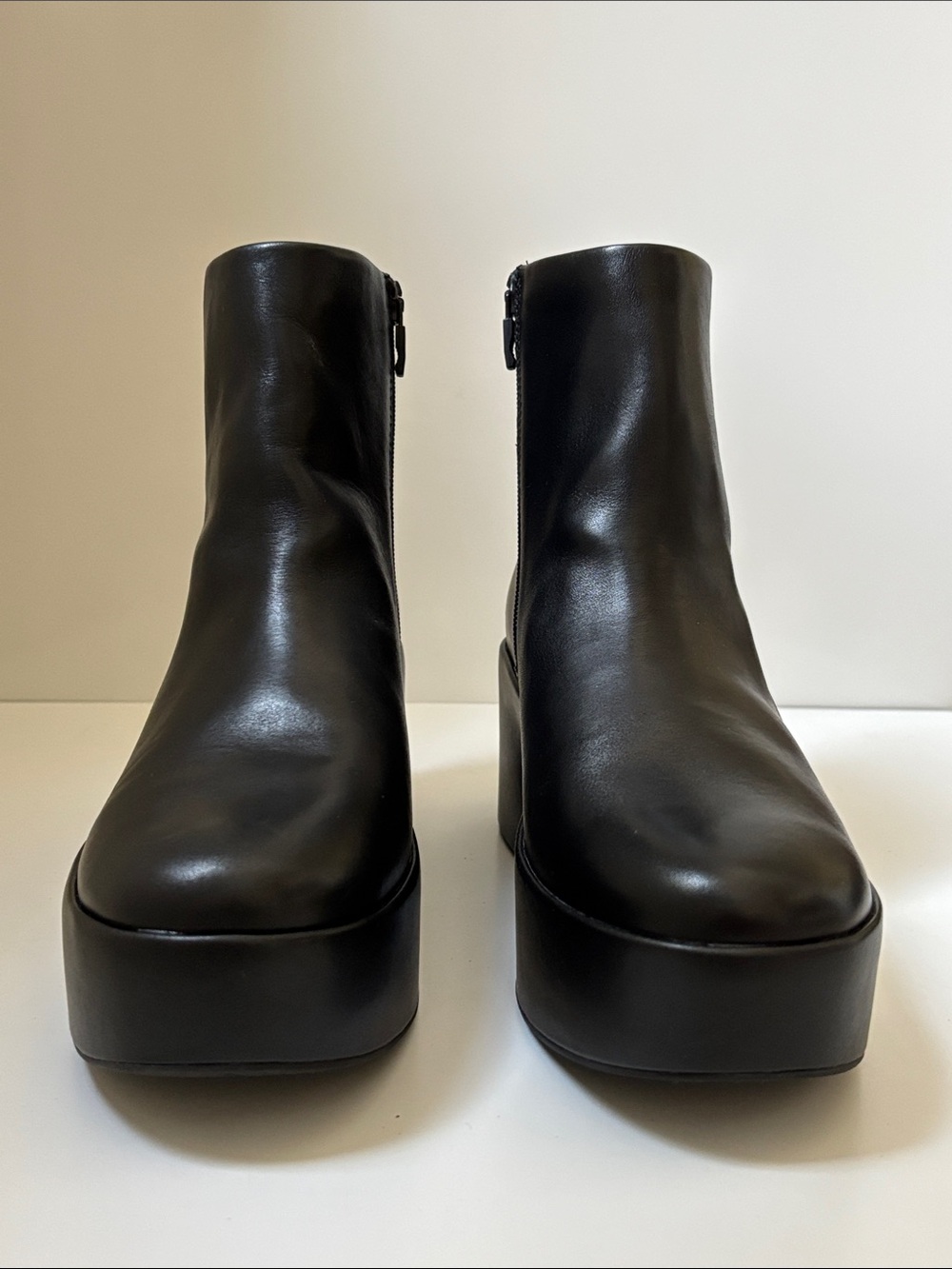 Fitflop Black PLATFFORMS Leather Heeled Ankle Boots Size US 9 / EU 41. - Picture 5 of 11
